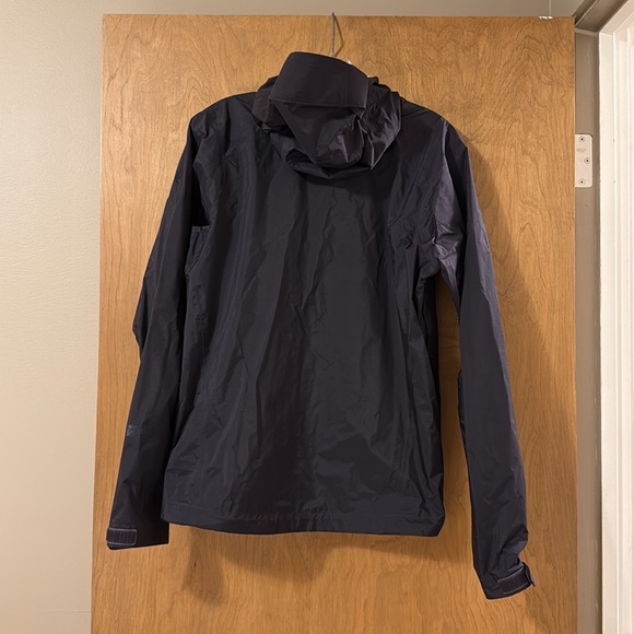 Patagonia Torrentshell Black Jacket Rain Jacket - Picture 2 of 10